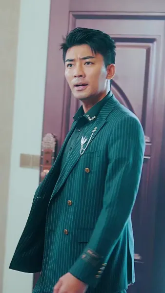 ผมคือท่านเหนือหัว