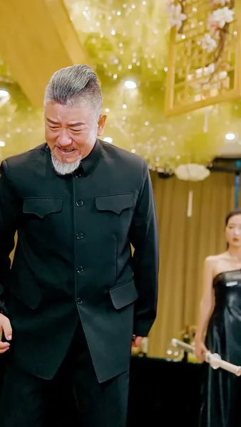 ผมคือท่านเหนือหัว