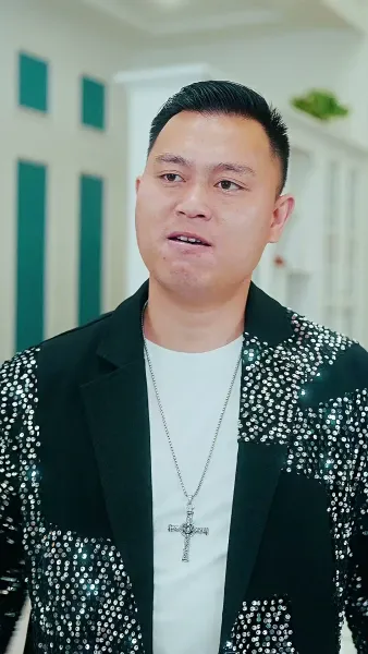 ผมคือท่านเหนือหัว