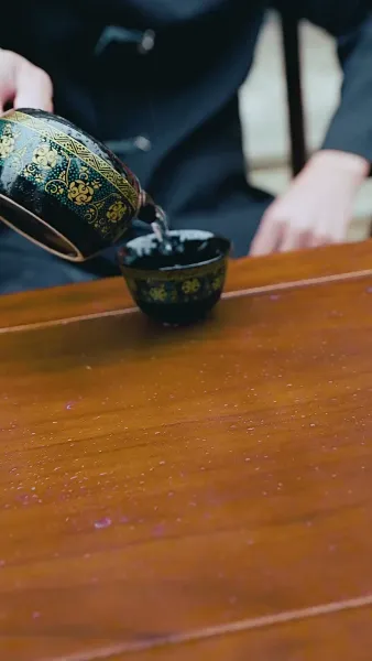 ผมคือท่านเหนือหัว