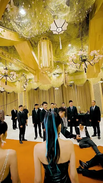 ผมคือท่านเหนือหัว