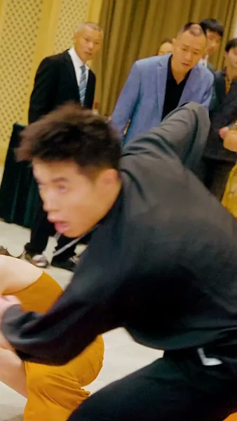 ผมคือท่านเหนือหัว