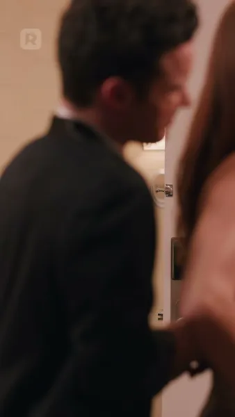 ว่ายน้ำหารัก