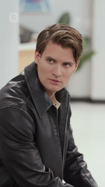 ว่ายน้ำหารัก