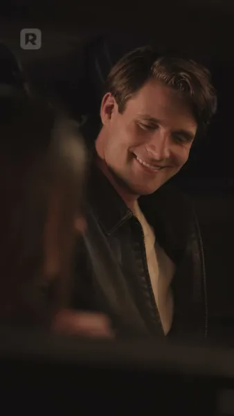 ว่ายน้ำหารัก