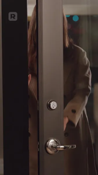 ว่ายน้ำหารัก