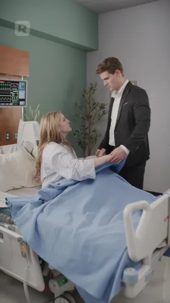 ว่ายน้ำหารัก