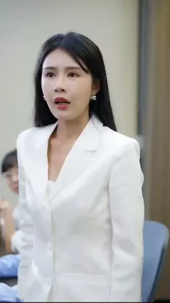  รักแรกของคุณลู่กลับมาซ่าอีกครั้ง