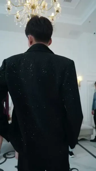 หยวนอิงสะเทือนตระกูล