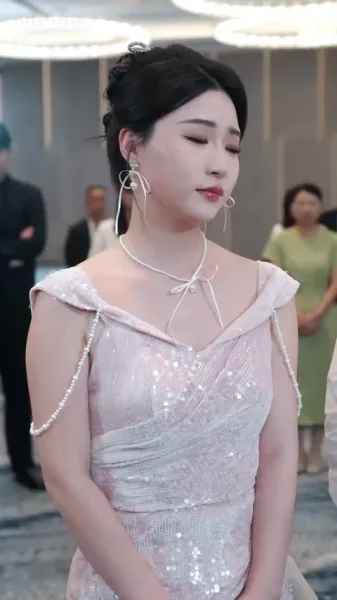 หยวนอิงสะเทือนตระกูล