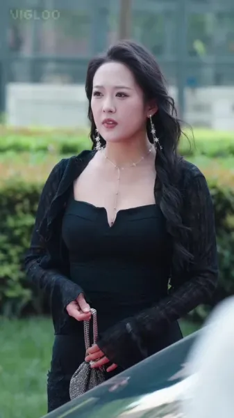 หยวนอิงสะเทือนตระกูล