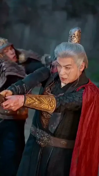 คำสัตย์ใต้บัลลังก์(พากย์ไทย)