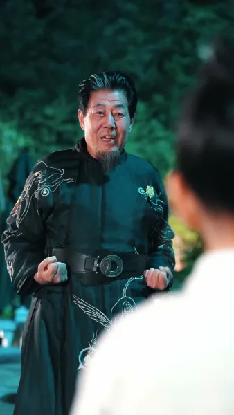 จอมมารพ่อลูกซ่อนพลัง