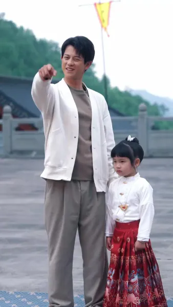 จอมมารพ่อลูกซ่อนพลัง