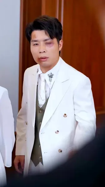 ราชันมังกรหวนคืน