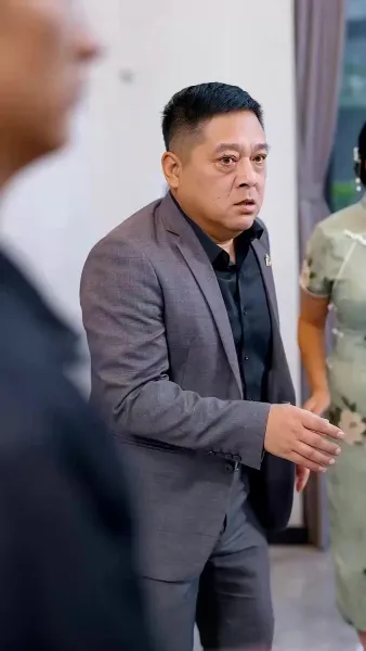 ราชันมังกรหวนคืน