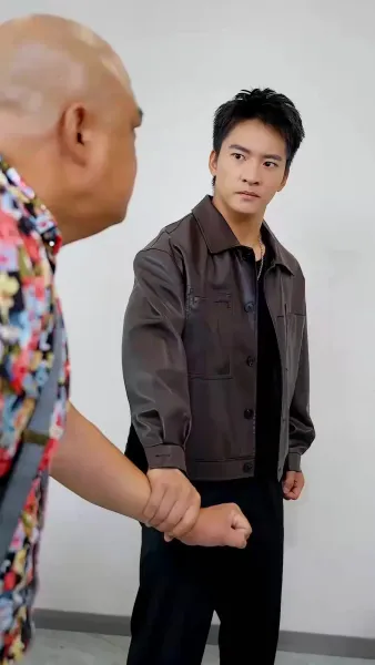 ราชันมังกรหวนคืน