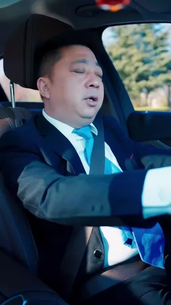 หมอส่วนตัวของหัวใจเย็นชา