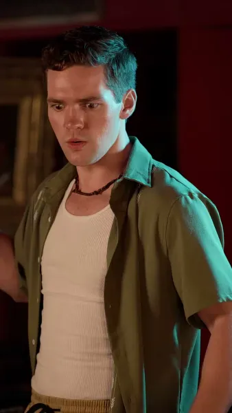 กับดักใจในเงาแค้น