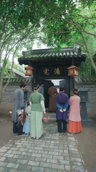 โชคดีที่แฝงมาในคราบร้าย