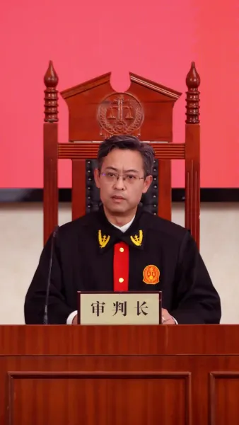 ฝันลวงในอ้อมกอดหมี