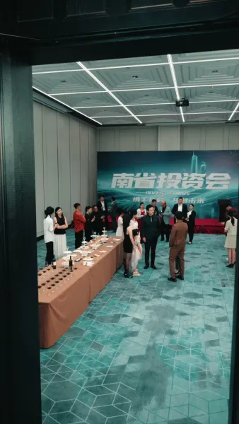 ลูกสาวนำโชค พ่อตะลุยรวย