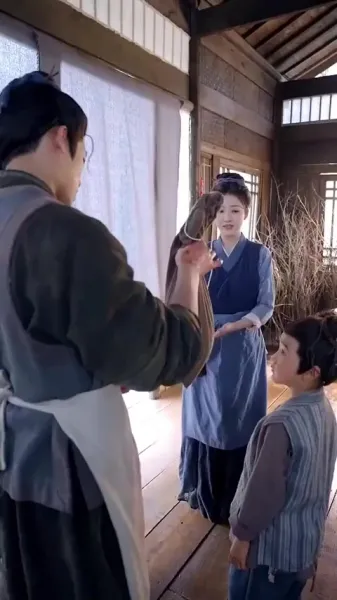 พวกเขาเคี้ยวเปลือกไม้, ฉันกินสเต็ก