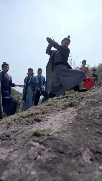 พวกเขาเคี้ยวเปลือกไม้, ฉันกินสเต็ก