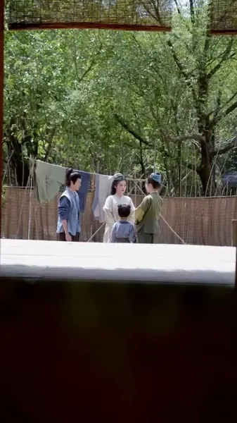 พวกเขาเคี้ยวเปลือกไม้, ฉันกินสเต็ก