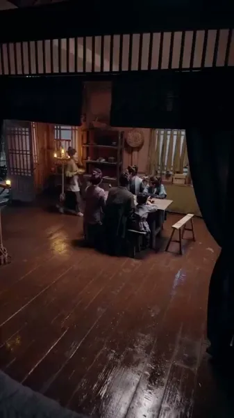 พวกเขาเคี้ยวเปลือกไม้, ฉันกินสเต็ก