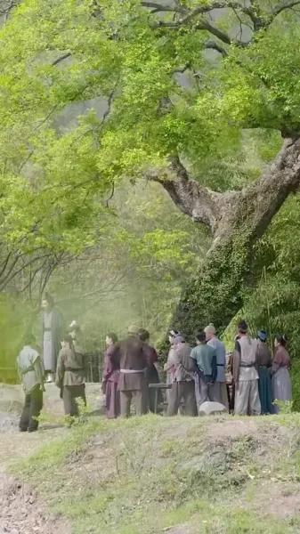 พวกเขาเคี้ยวเปลือกไม้, ฉันกินสเต็ก