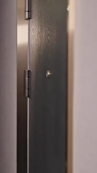 หลังจากการหย่าร้าง, สามีเก่าขอคืน