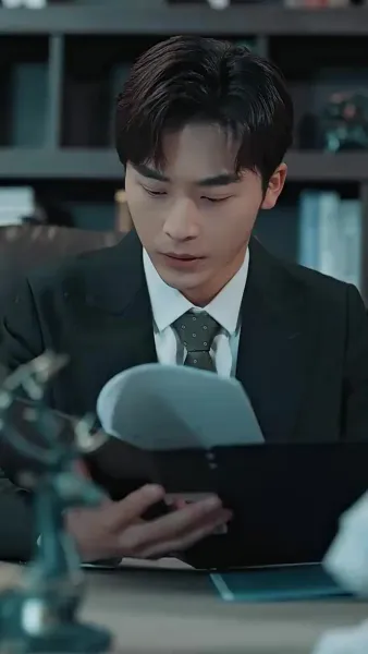 หลังจากการหย่าร้าง, สามีเก่าขอคืน