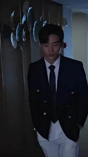 หลังจากการหย่าร้าง, สามีเก่าขอคืน