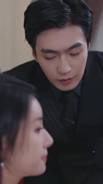 หลังจากการหย่าร้าง, สามีเก่าขอคืน