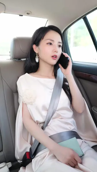 นักเต้น ผู้หลอกหลอนหัวใจ