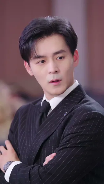 นักเต้น ผู้หลอกหลอนหัวใจ