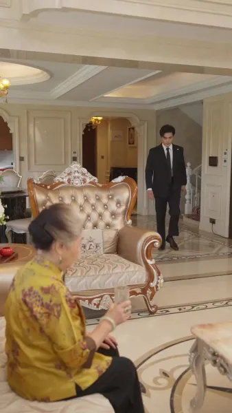 นักเต้น ผู้หลอกหลอนหัวใจ