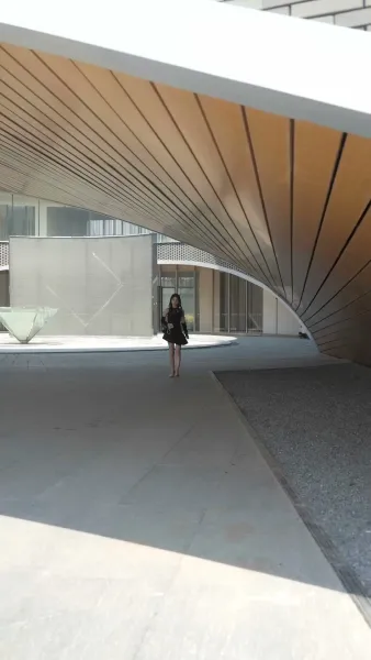 นักเต้น ผู้หลอกหลอนหัวใจ