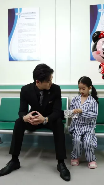 นักเต้น ผู้หลอกหลอนหัวใจ