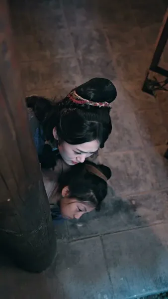 คุณแม่ขาโหดพาลูกๆ ไปร่ำรวย