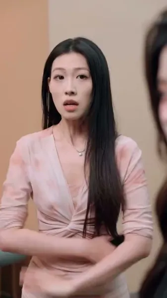 สั่งแค้นได้เลยค่ะ ท่านราชินี