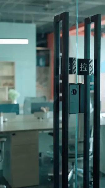 สั่งแค้นได้เลยค่ะ ท่านราชินี