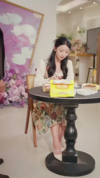 （พากย์ไทย）คู่หมั้นผู้เป็นเพียงโล่รัก