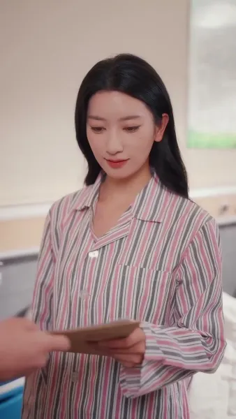 （พากย์ไทย）คู่หมั้นผู้เป็นเพียงโล่รัก