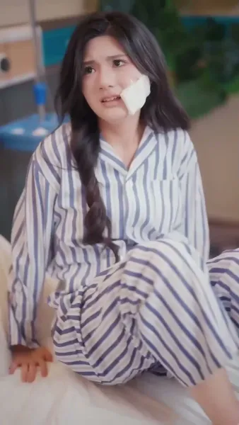 （พากย์ไทย）คู่หมั้นผู้เป็นเพียงโล่รัก