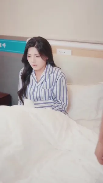 （พากย์ไทย）คู่หมั้นผู้เป็นเพียงโล่รัก