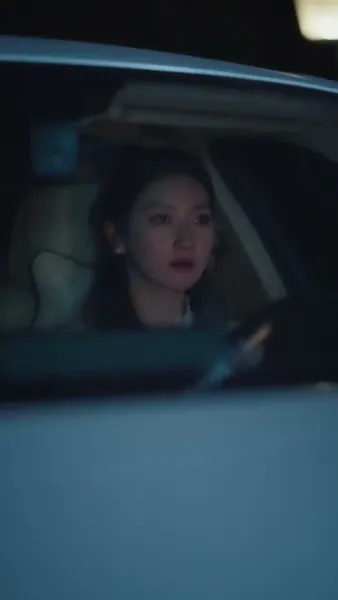 （พากย์ไทย）คู่หมั้นผู้เป็นเพียงโล่รัก