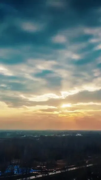 （พากย์ไทย）คู่หมั้นผู้เป็นเพียงโล่รัก