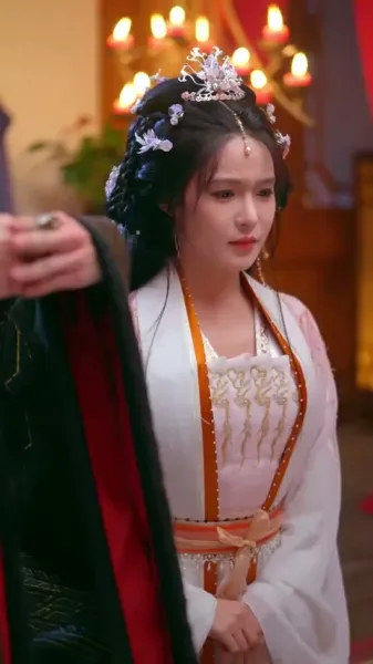 รักต้องห้ามของนางยักษ์